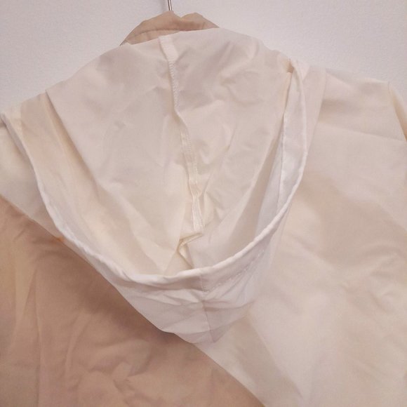 Neyelle White and Tan Windbreaker Size Large - Picture 3 of 11